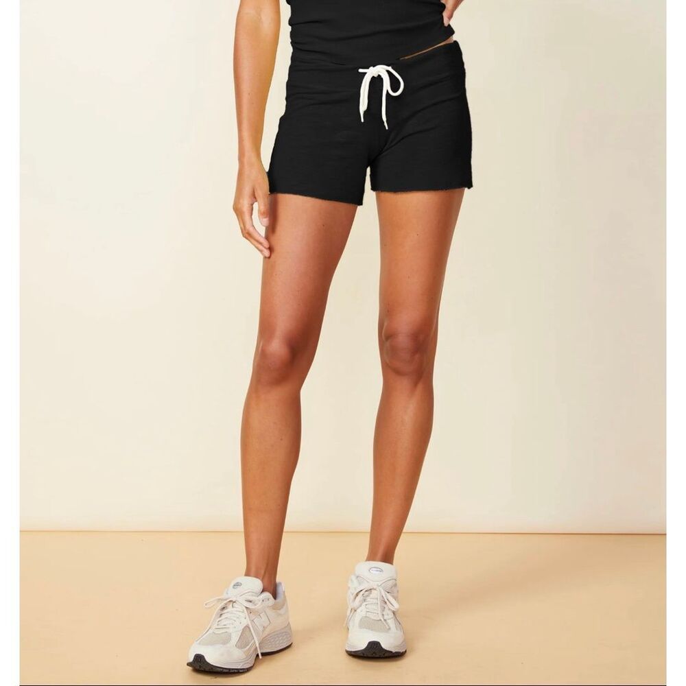 Monrow super soft Vintage Shorts | Black in Small